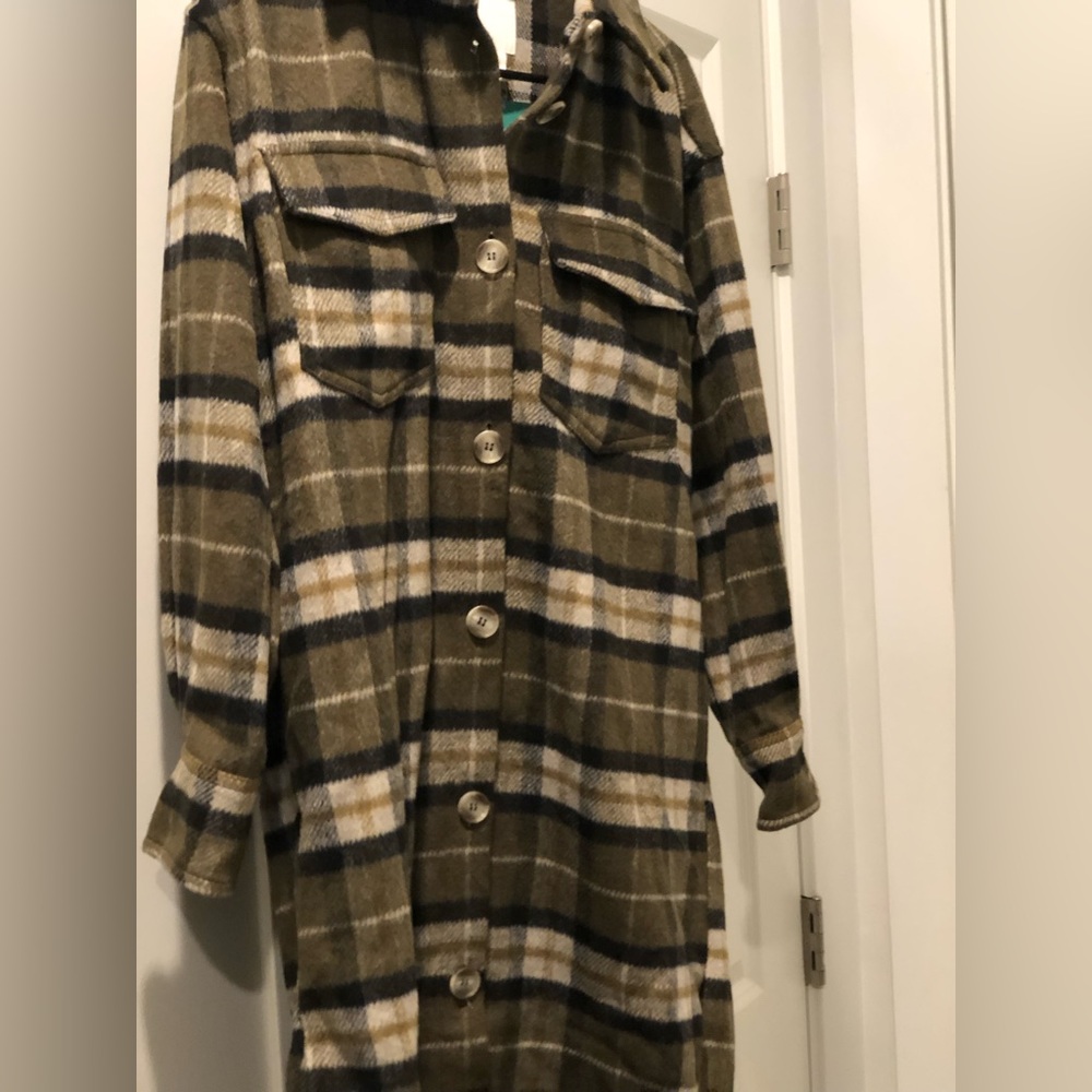 H&M Shacket - Picture 3 of 3